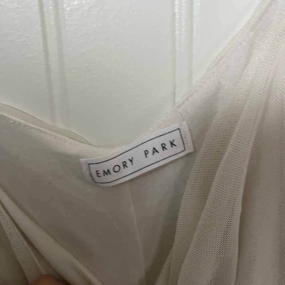 Emory Park Ruched Dress - Picture 2 of 3